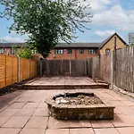 London Single Refurbished Bedroom